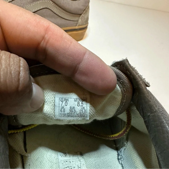 Vans Old Skool Gumsole Falcon/Boot Lace Khaki Sz W 8.5 M 7 (196 Box 23) - Picture 8 of 9